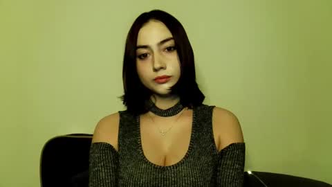 kayla online show from December 16, 7:20 pm