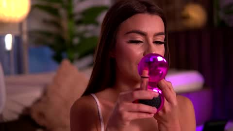 kaylabray online show from October 4, 4:54 am