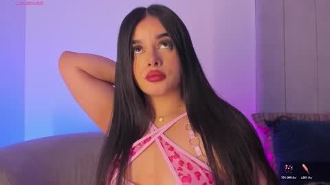 Kayla online show from February 12, 6:55 pm