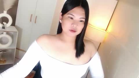 Y O U R        F U T U R E       K A Y L E E  online show from February 8, 9:07 pm