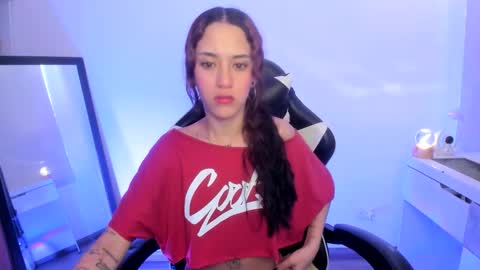 kaylie online show from June 2, 10:34 pm