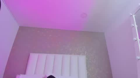 kayliebrooks online show from November 29, 7:32 pm