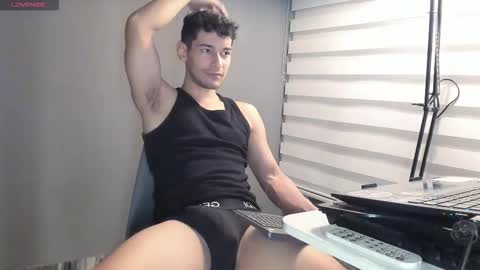 Kayn online show from December 18, 2:07 am