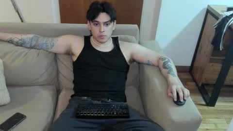 kaynn_b online show from February 2, 2:38 am