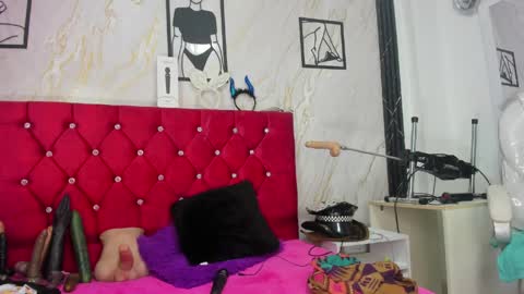 KAZSANDRAH online show from June 4, 4:29 am