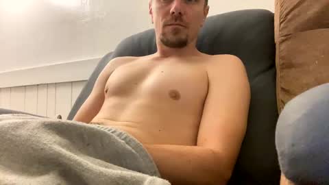 Snapshot of kcdowdy90 chatting on January 31, 1:23 pm rowdy6969 online show from January 31, 1:23 pm