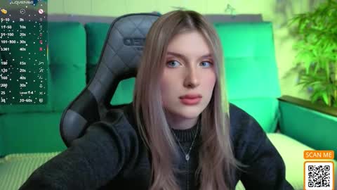 Seb Polly Roxy Jonny online show from December 5, 3:54 pm