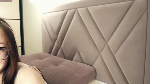 Kelly online show from December 29, 6:05 pm