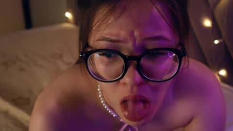 Kelly online show from January 3, 8:01 pm