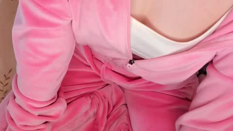 Kelly online show from December 19, 8:55 pm