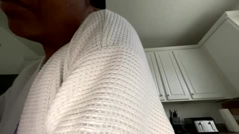 Keephimcum69me online show from May 7, 12:34 pm