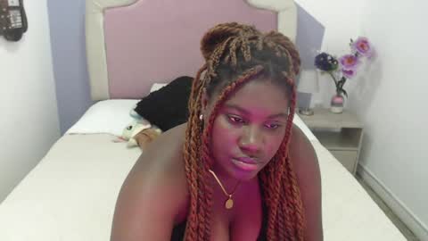 keicy_smith online show from April 8, 8:45 pm