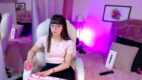    online show from April 22, 3:46 am