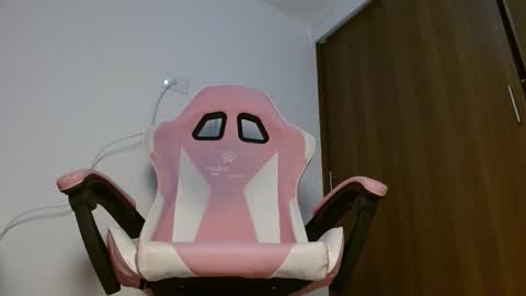 keilafranco online show from February 28, 10:47 pm