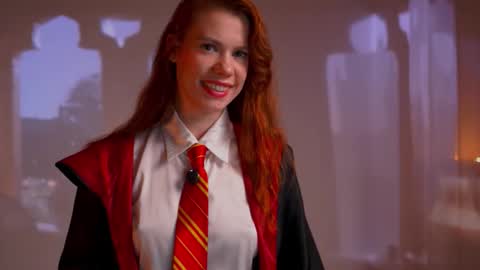 keira_knight online show from November 14, 11:28 pm