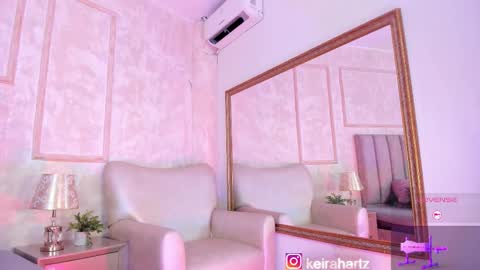 keirahartz online show from February 15, 3:31 am