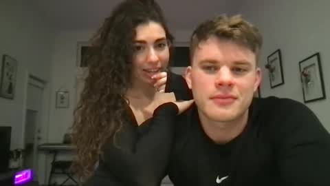 Keith and Krsytal online show from March 4, 5:32 am