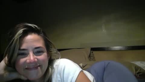 kekes2015 online show from November 12, 7:11 am