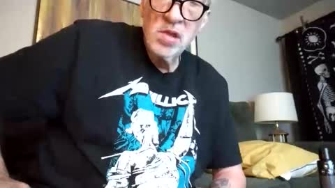 kellasjeffrey online show from June 1, 1:18 am