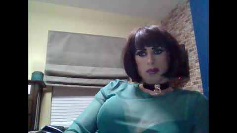 kellpvc1 online show from March 17, 7:41 pm