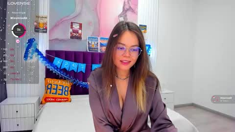 Kelly online show from October 3, 1:15 am