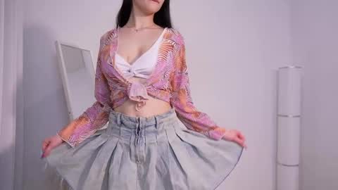  KELLY  online show from January 9, 2:29 pm