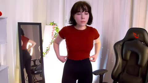 Kelly online show from October 18, 9:24 am