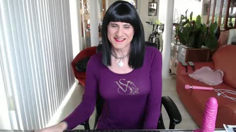 kellyanne Lynn but please call me fucktoy online show from January 25, 5:19 pm