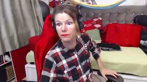 kelly online show from October 15, 11:48 pm