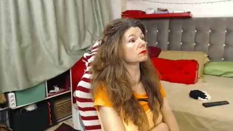 kelly online show from December 3, 12:53 am