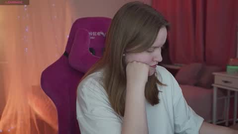 kelly online show from March 17, 12:43 pm