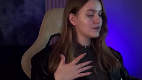 kelly online show from September 28, 9:18 am