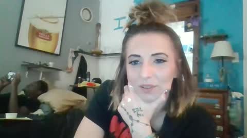 kellyy_marieee13 online show from May 1, 6:18 am
