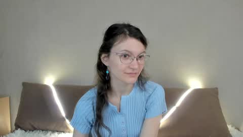 Kelsirabenold online show from April 16, 5:18 am