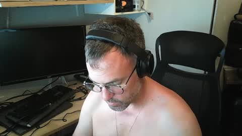 kelvin06133 online show from July 5, 9:22 pm