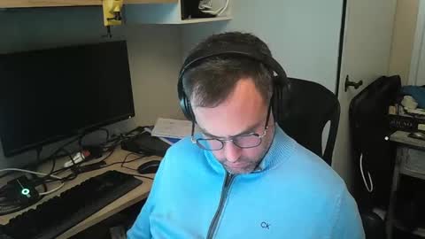 kelvin06133 online show from February 5, 9:40 pm