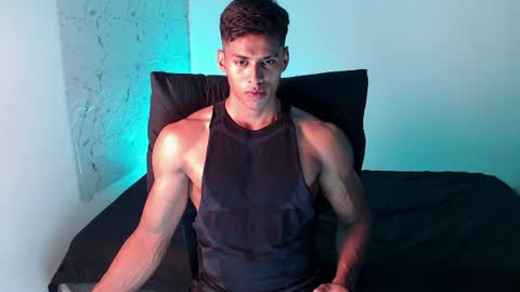 ken__owensx online show from June 16, 5:06 pm