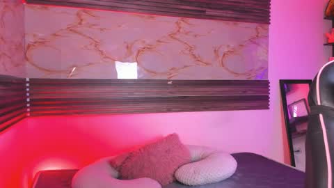 ken_and_bonnie online show from January 17, 12:42 am