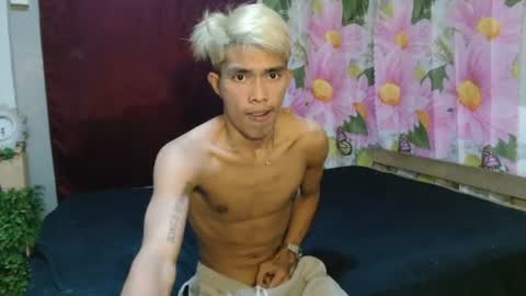 ken_minjun online show from June 27, 5:52 pm