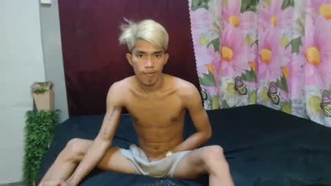 ken_minjun online show from June 26, 12:54 pm