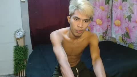 ken_minjun online show from July 3, 1:16 pm