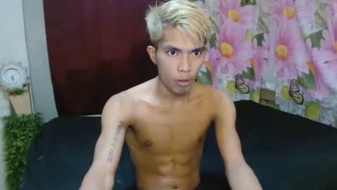 ken_minjun online show from June 30, 12:15 pm
