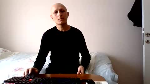 kenan149511 online show from April 3, 10:00 am