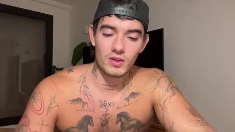 Snapshot of kenboyea_ chatting on October 27, 5:46 pm luis carlos esteban online show from October 27, 5:46 pm