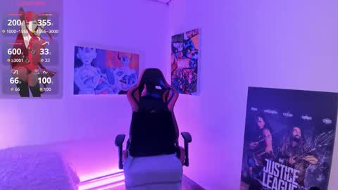 Kendall online show from October 3, 10:07 pm