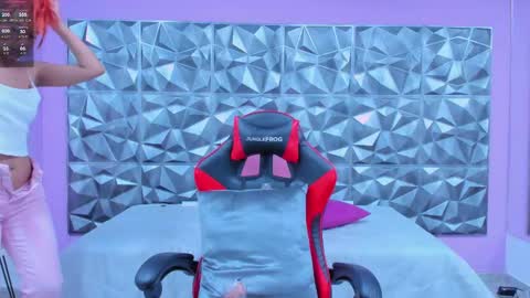 Kendall online show from March 11, 3:14 am