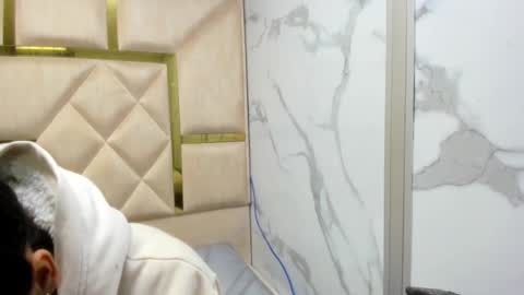 kendall69__ online show from December 17, 12:23 pm