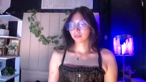 Snapshot of kendall_saenz chatting on October 6, 7:31 pm kendall_saenz online show from October 6, 7:31 pm