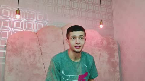 Kendall and Taylor online show from November 25, 12:26 pm