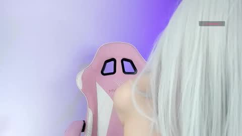 Kendall online show from March 1, 8:02 pm